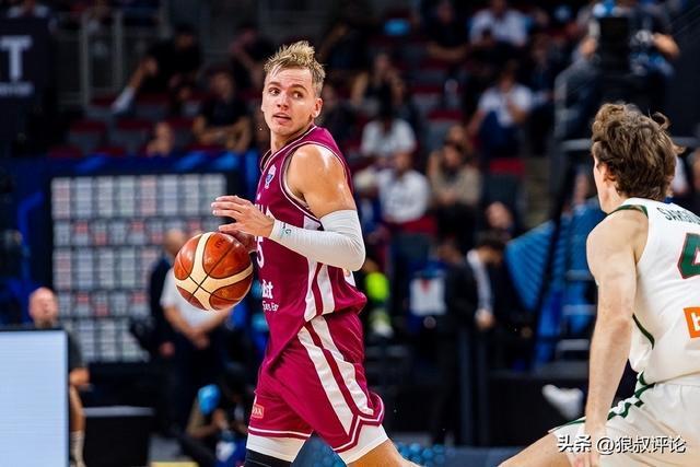皇马1.4亿欧引进!穆帅不给标王机会:5场全替补只踢94分钟0球0助