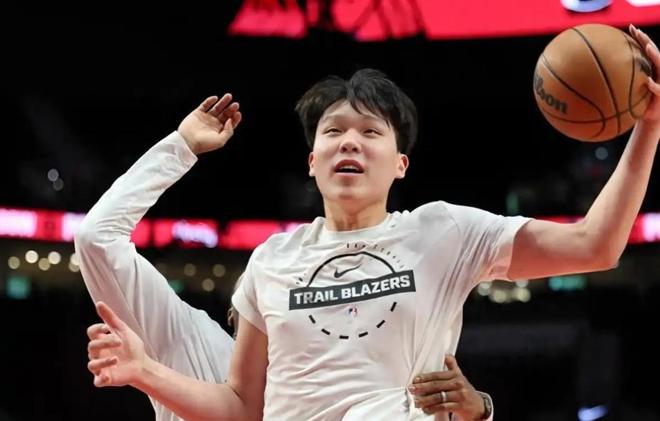 斯坦丘为何本轮半场被李国旭换下!李国旭赛后说出原因,引发热议