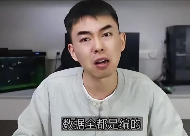 C罗换上定制金靴仍遭零封,葡萄牙闷平哥伦比亚获小组第二